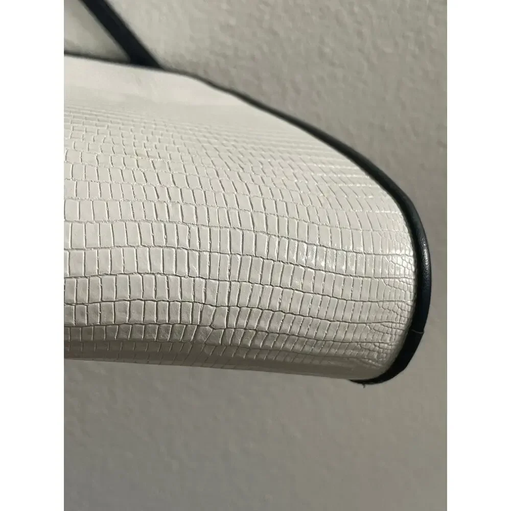 Vintage Anne Klein Calderon White Croc Embossed Crossbody Navy Trim Bag
